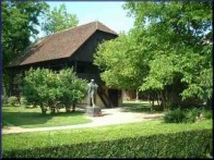 KUMROVEC 