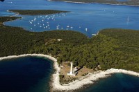 ZNAČAJNI KRAJOBRAZ - SJEVEROZAPADNI DIO DUGOG OTOKA (PUNTA BIANCA - SVJETIONIK VELI RAT, UVALA SAKARUN)