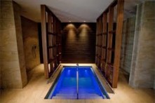 OBITELJSKI HOTEL DIADORA****, PETRČANE  
