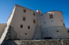 KAŠTEL U BAKRU